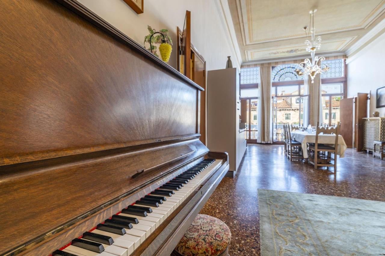 Ca' Magia - Rialto Exclusive Residence By Wonderful Italy Венеция Экстерьер фото